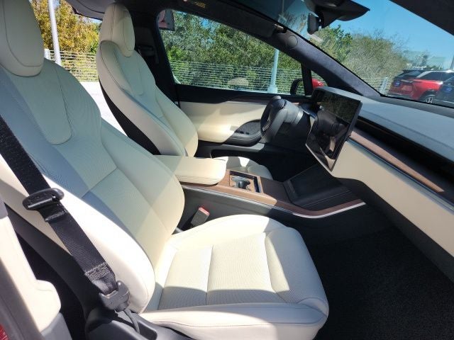 2022 Tesla Model X Base