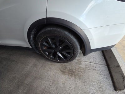2022 Tesla Model X Base