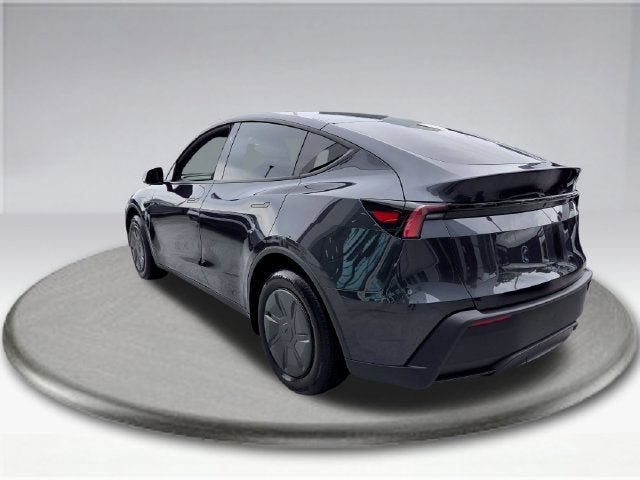 2026 Tesla Model Y Base