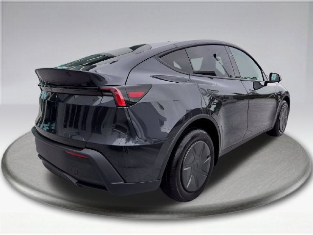 2026 Tesla Model Y Base