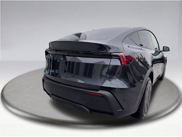 2026 Tesla Model Y Base