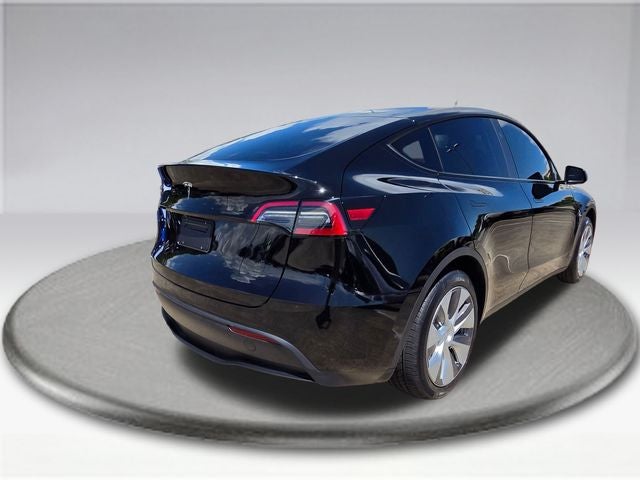 2023 Tesla Model Y Standard Range
