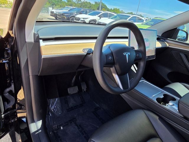 2023 Tesla Model Y Standard Range