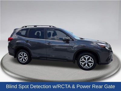 2024 Subaru Forester Premium