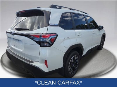 2025 Subaru Forester Base