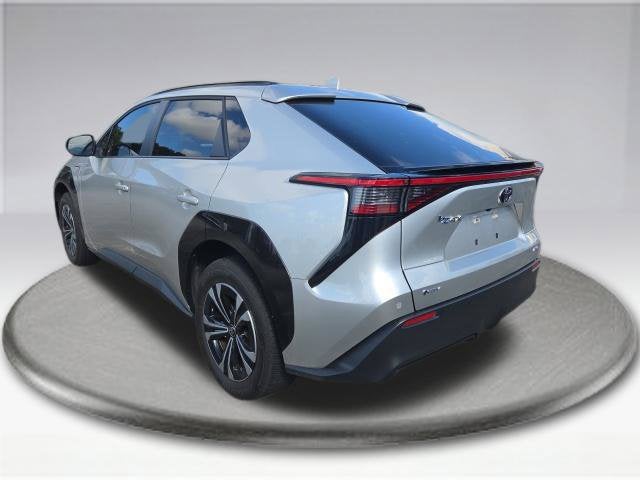 2025 Toyota bZ4X XLE