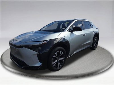 2025 Toyota bZ4X XLE