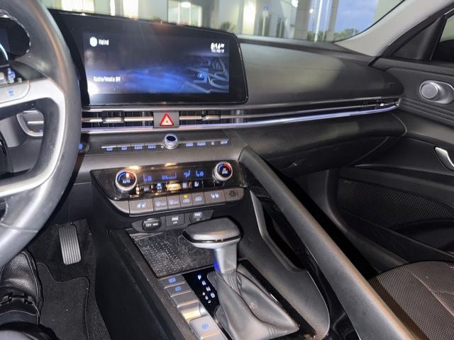 2022 Hyundai Elantra Hybrid Limited