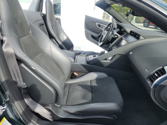 2021 Jaguar F-TYPE P300