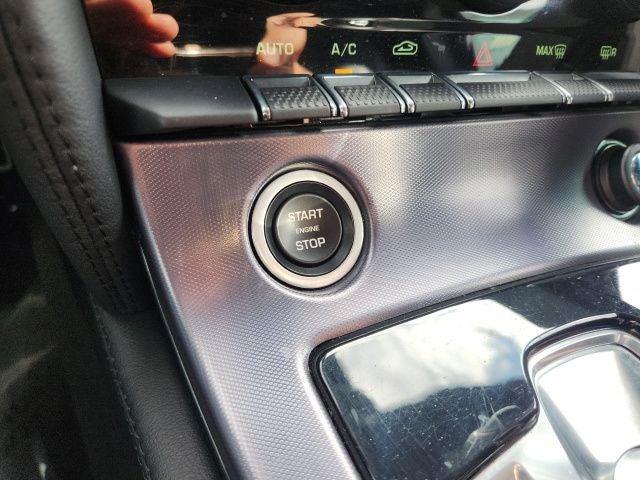 2021 Jaguar F-TYPE P300