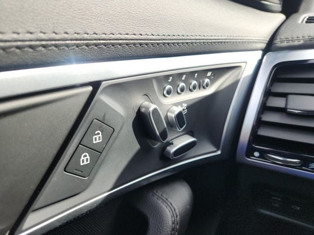 2021 Jaguar F-TYPE P300