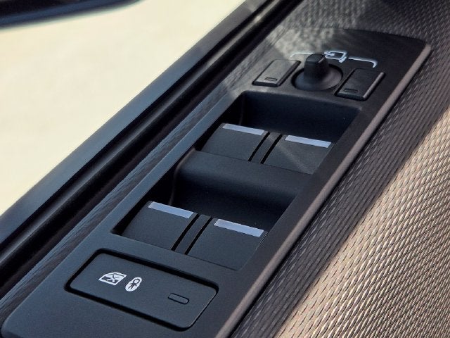 2023 Land Rover Discovery Metropolitan Edition