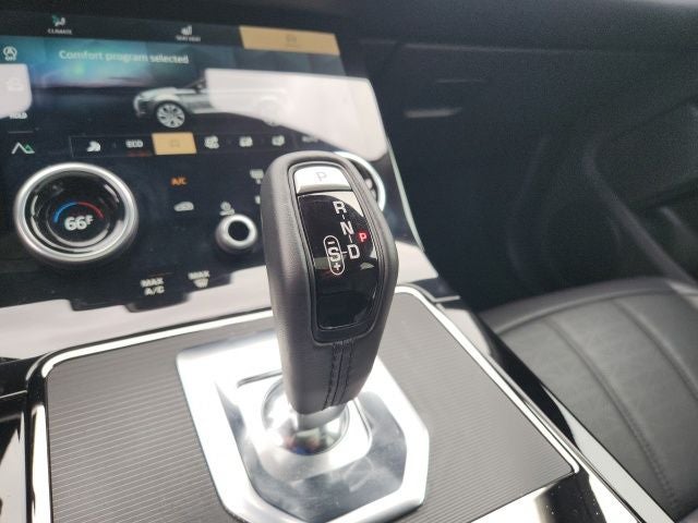 2022 Land Rover Range Rover Evoque R-Dynamic SE