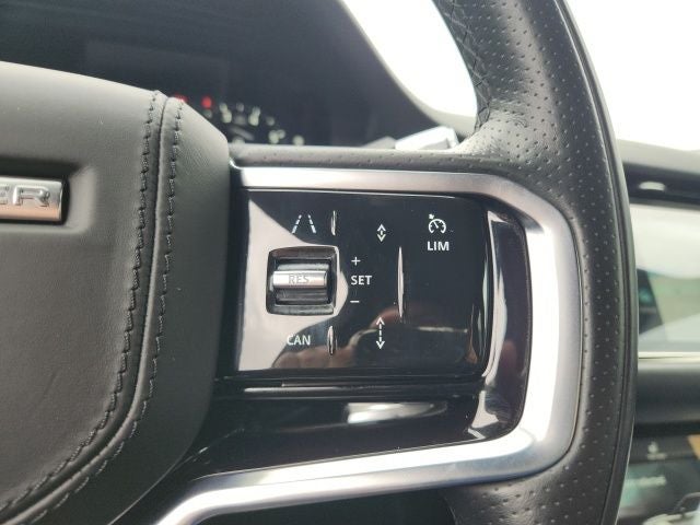 2022 Land Rover Range Rover Evoque R-Dynamic SE