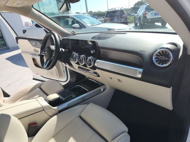 2022 Mercedes-Benz GLB 250 GLB 250 4MATIC®