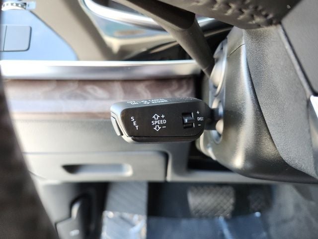 2020 Audi Q8 55 Premium Plus quattro