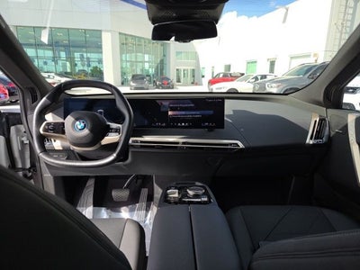 2025 BMW iX xDrive50