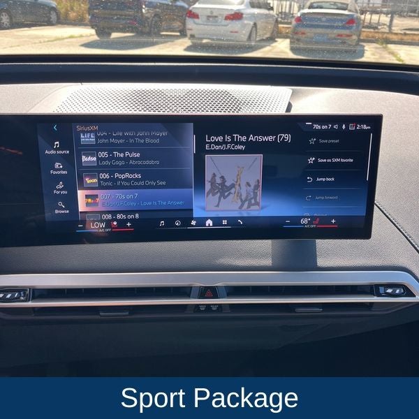 2025 BMW iX xDrive50