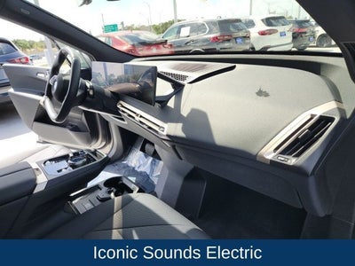 2025 BMW iX xDrive50