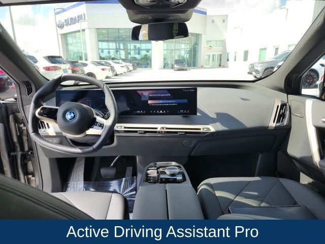 2025 BMW iX xDrive50