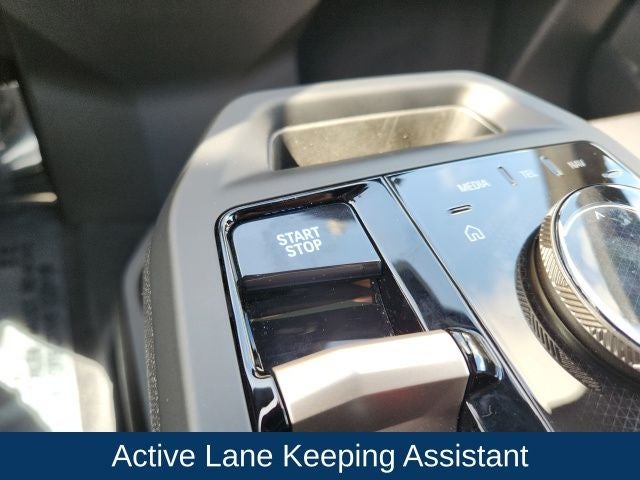 2025 BMW iX xDrive50