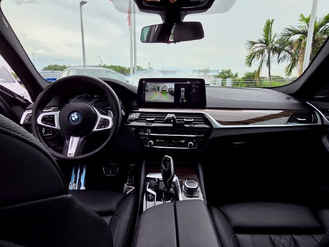 2022 BMW 5 Series 530e iPerformance