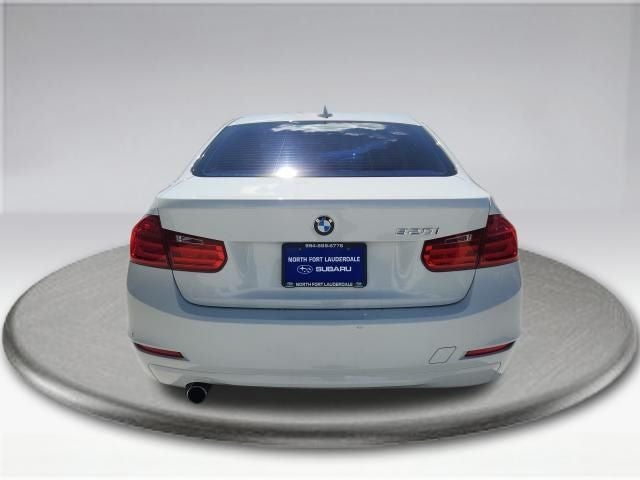 2015 BMW 3 Series 320i