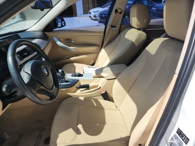 2015 BMW 3 Series 320i