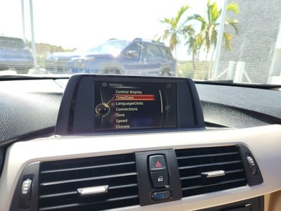 2015 BMW 3 Series 320i