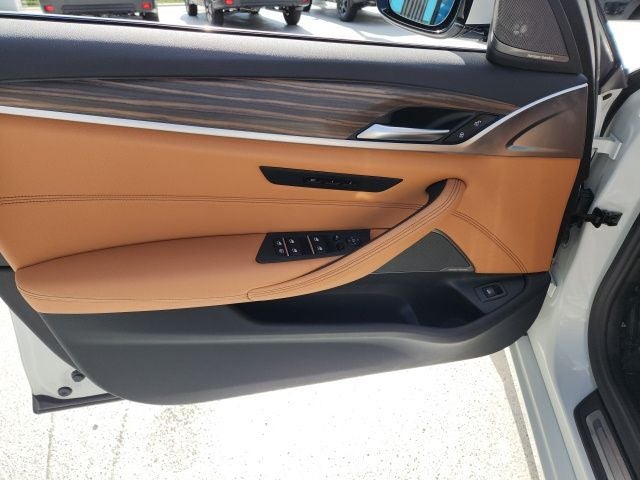 2023 BMW 5 Series 530i