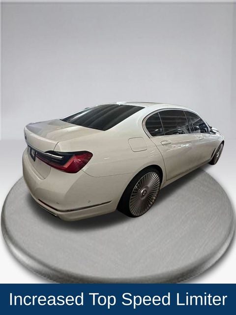 2022 BMW 7 Series 740i