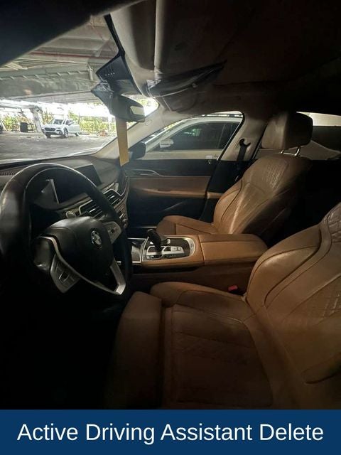 2022 BMW 7 Series 740i