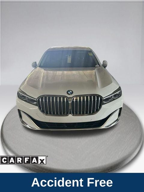2022 BMW 7 Series 740i