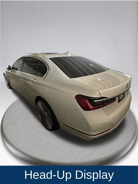 2022 BMW 7 Series 740i