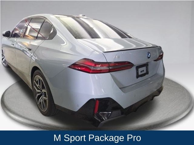 2024 BMW i5 eDrive40