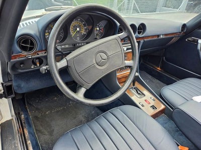 1986 Mercedes-Benz 500-Class 560 SL