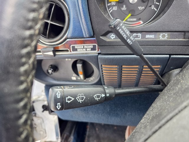 1986 Mercedes-Benz 500-Class 560 SL
