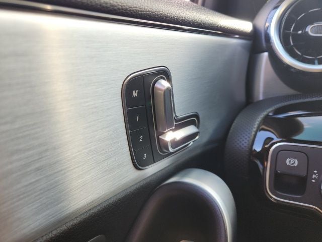 2019 Mercedes-Benz A 220 A 220