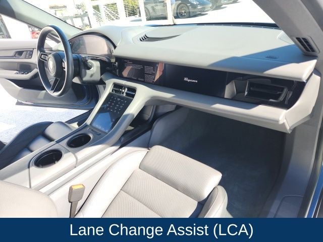 2022 Porsche Taycan Base