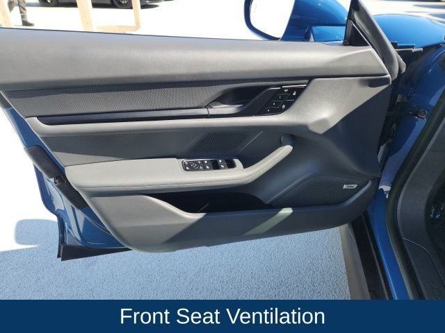 2022 Porsche Taycan Base