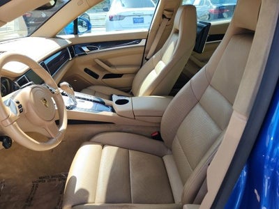 2016 Porsche Panamera S