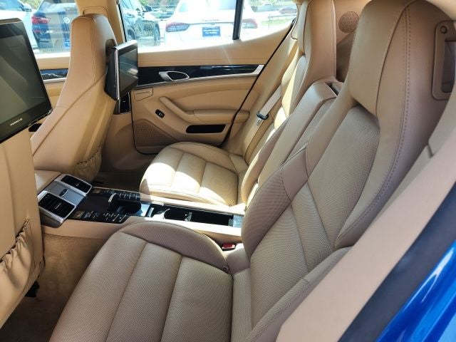 2016 Porsche Panamera S