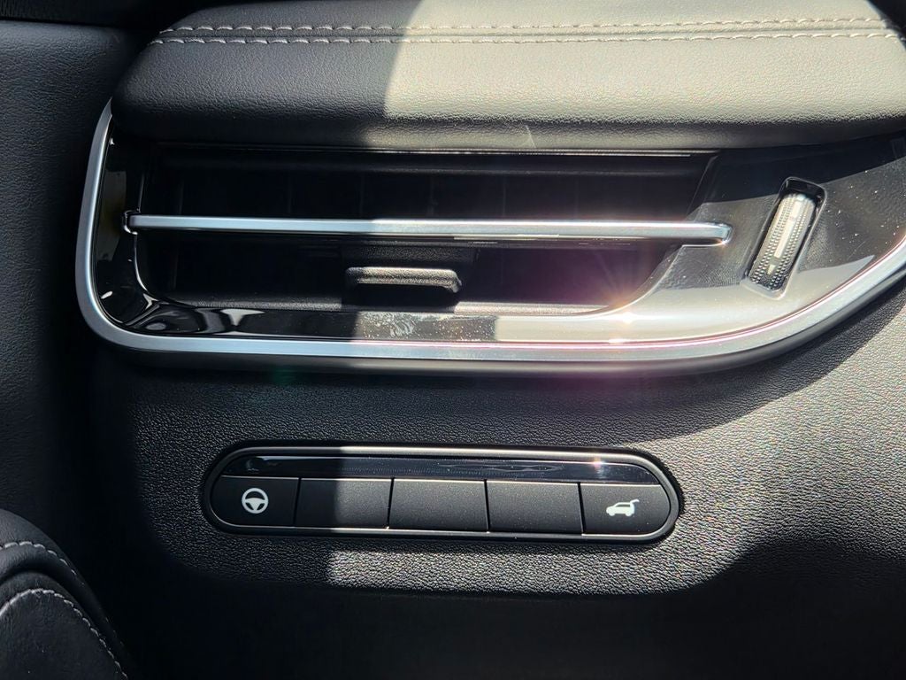 2027 INFINITI QX65 LUXE
