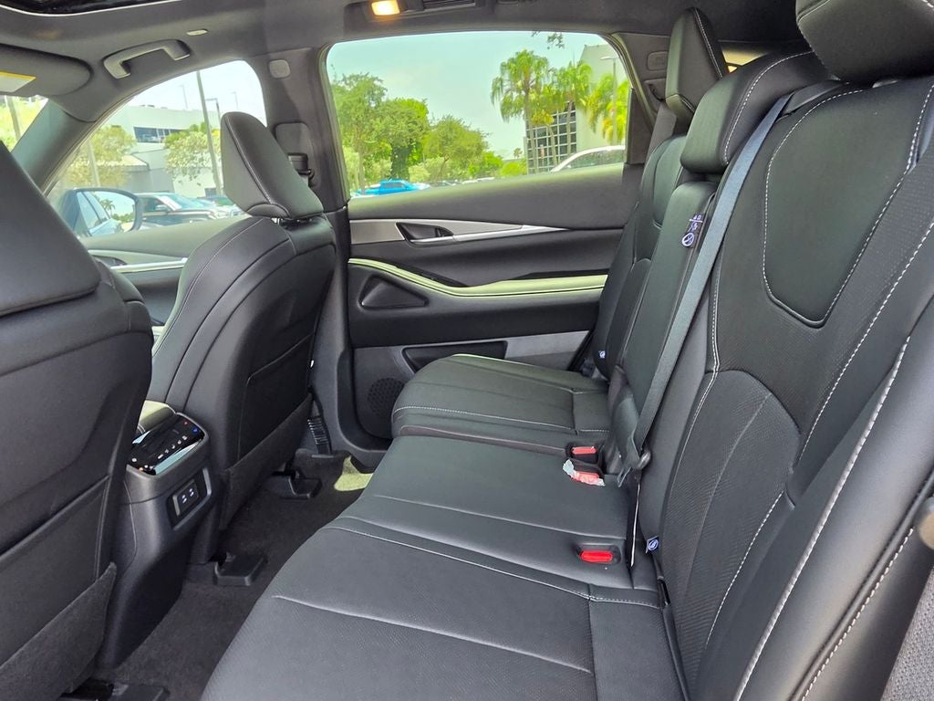 2027 INFINITI QX65 LUXE