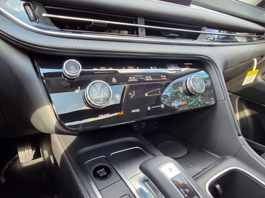 2027 INFINITI QX60 PURE