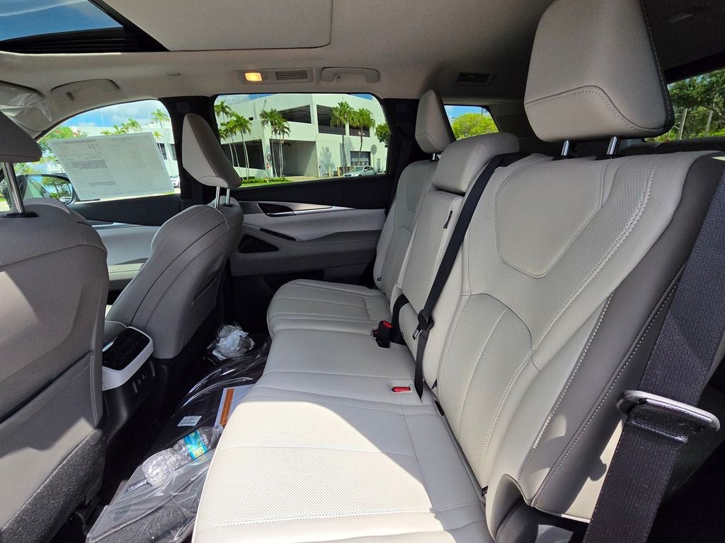 2027 INFINITI QX60 PURE