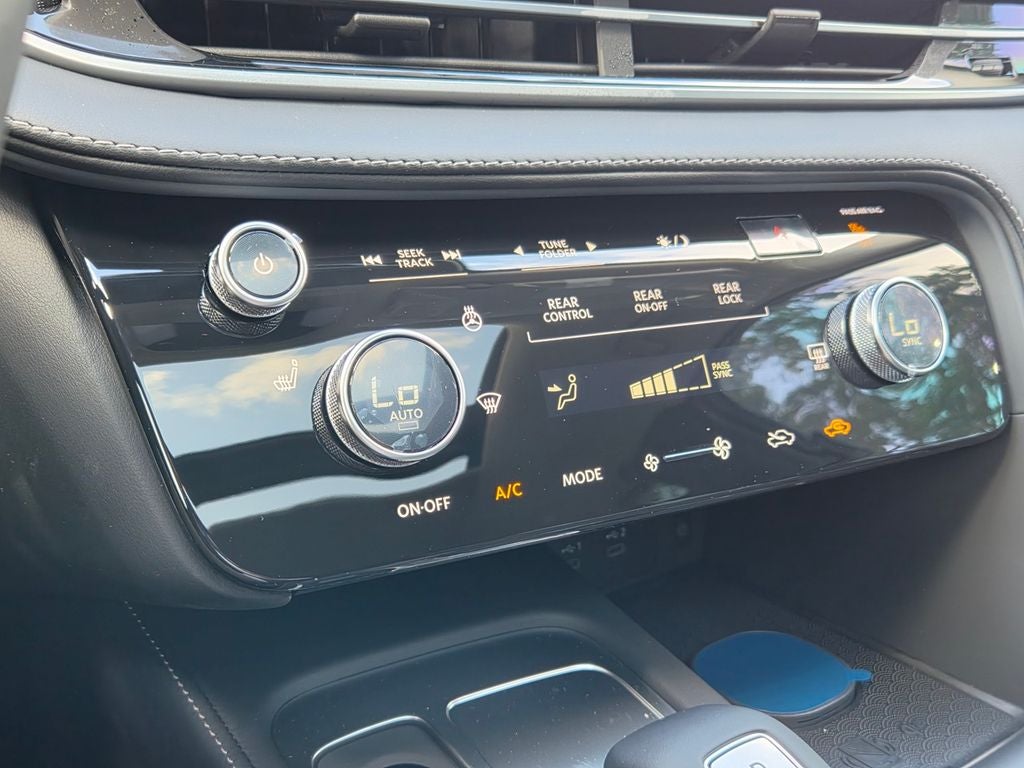 2027 INFINITI QX60 PURE