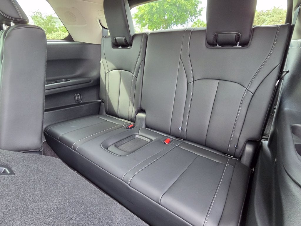 2027 INFINITI QX60 PURE