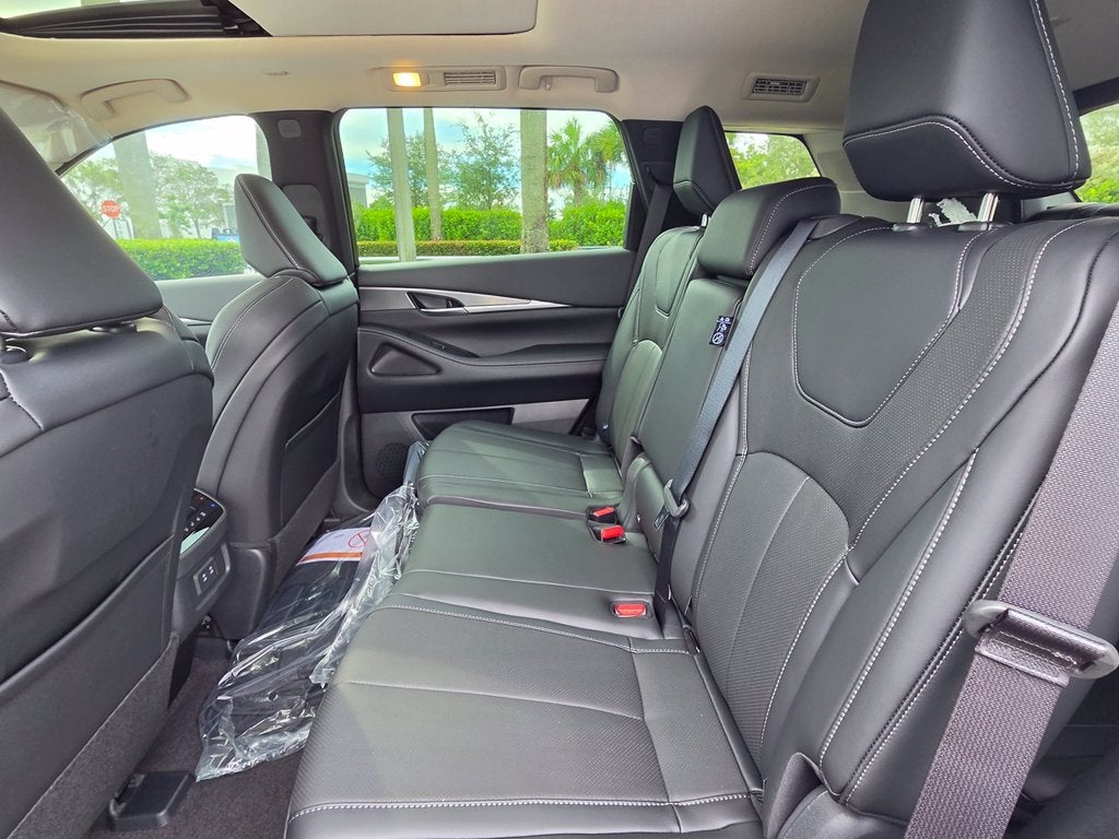 2027 INFINITI QX60 PURE