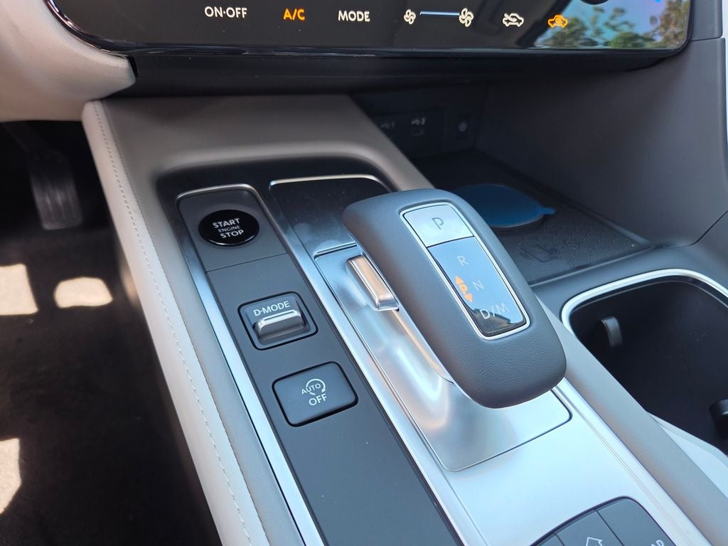 2027 INFINITI QX60 LUXE